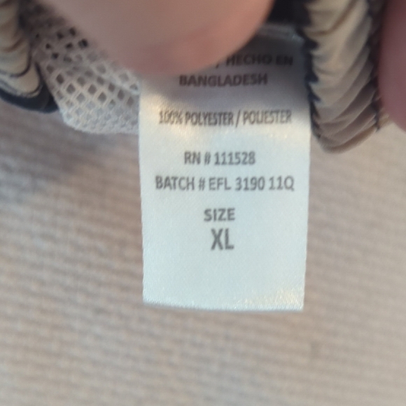 Alki'i Tan and Black Cargo Shorts with Elastic Waistband - Picture 3 of 4